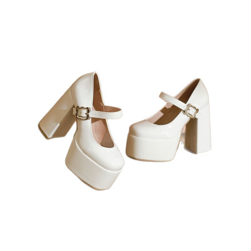 Damen Plateau-Pumps mit Rundschnürung und eleganter Schnalle Drune