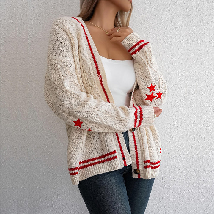 Damen Grobstrickjacke mit grafischem Zopfmuster und dekorativen Knöpfen Drune