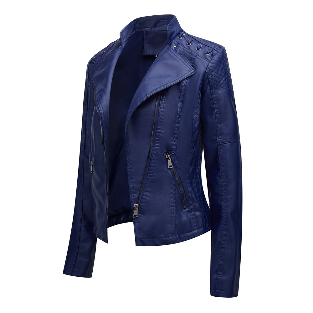 Damen nan taillierte Kunstleder-Bikerjacke mit gesteppter Schulterpartie, asymmetrischem Reißverschluss und Zierösen Drune