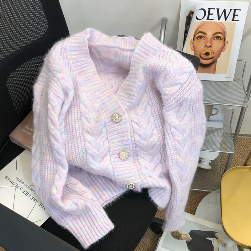 Damen kuschelige Strickjacke mit dekorativem Zopfmuster und edlen Knopfdetails Drune