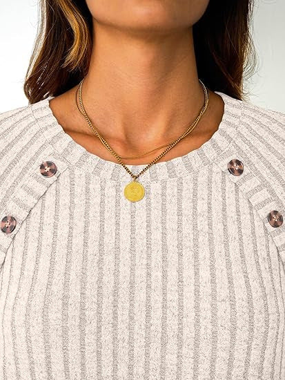 Damen Gerippter Rundhals-Pullover mit dekorativen Schulterknöpfen Drune