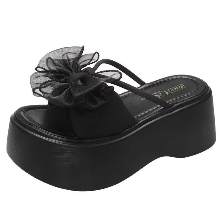 Damen Plateau‑Pantolette mit hoher Wedgesohle und organza‑Blütenapplikation Drune