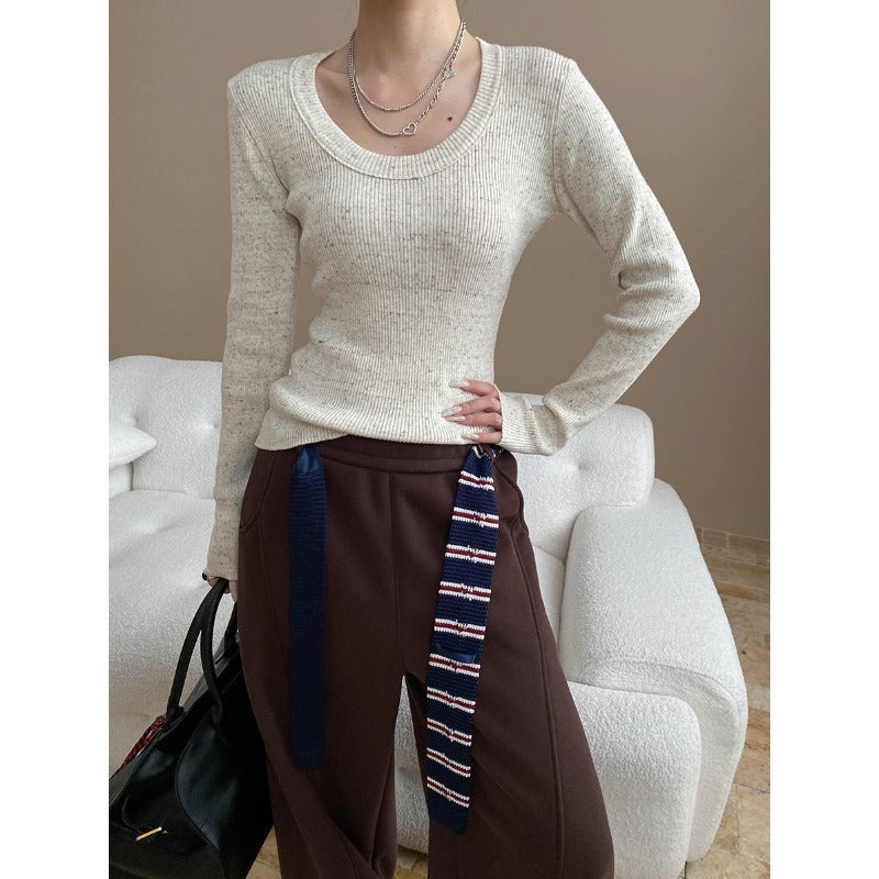 Damen eleganter Strickpullover mit tiefem V-Ausschnitt und feinen Rippdetails Drune