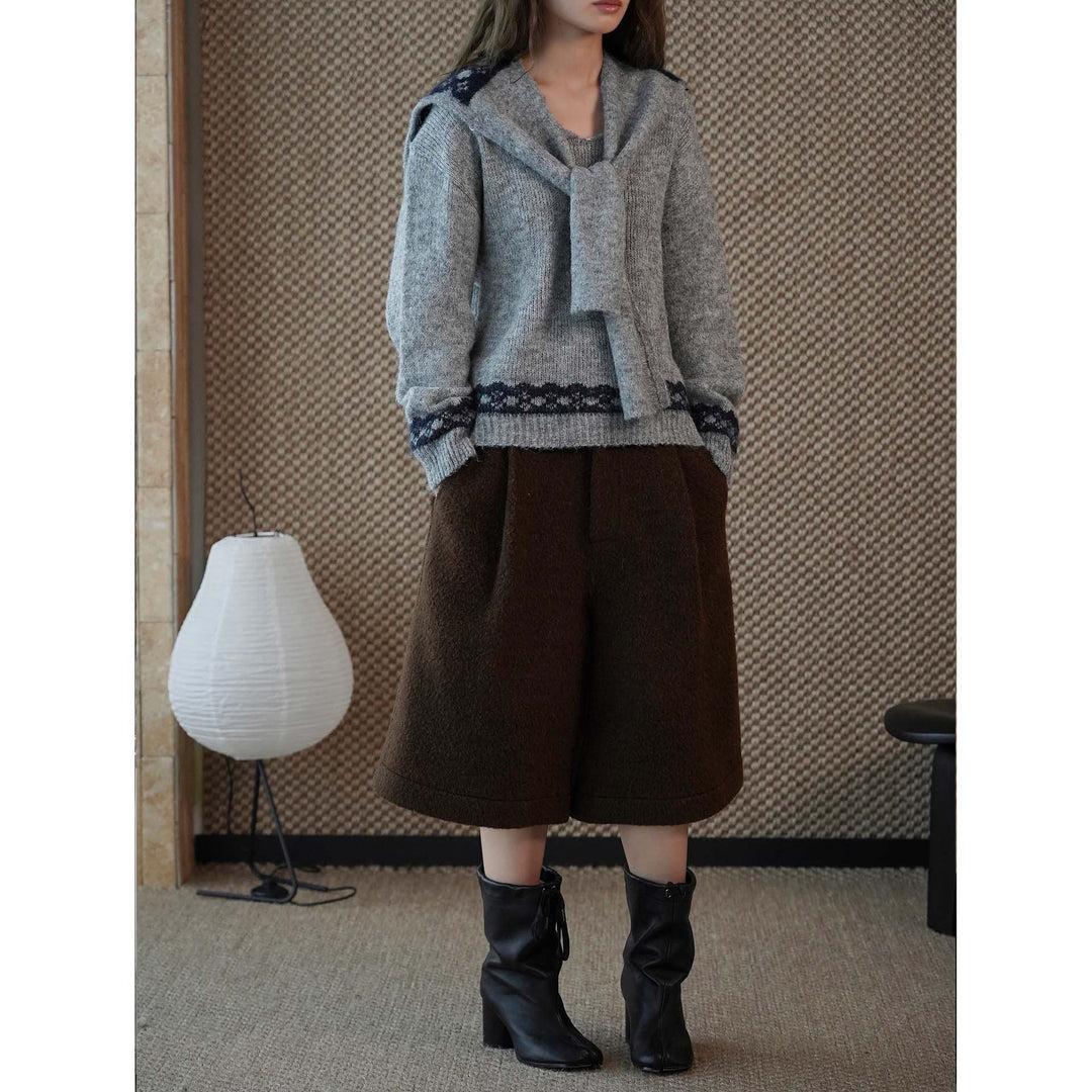 Damen Kuscheliger Feinstrick-Pullover mit integriertem Schultertuch und Jacquardbund Drune