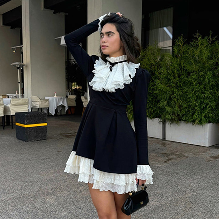Damen nan viktorianisches Rüschenkleid mit Stehkragen, gerafftem Volant und mehrlagigem Plissee-Unterrock Drune