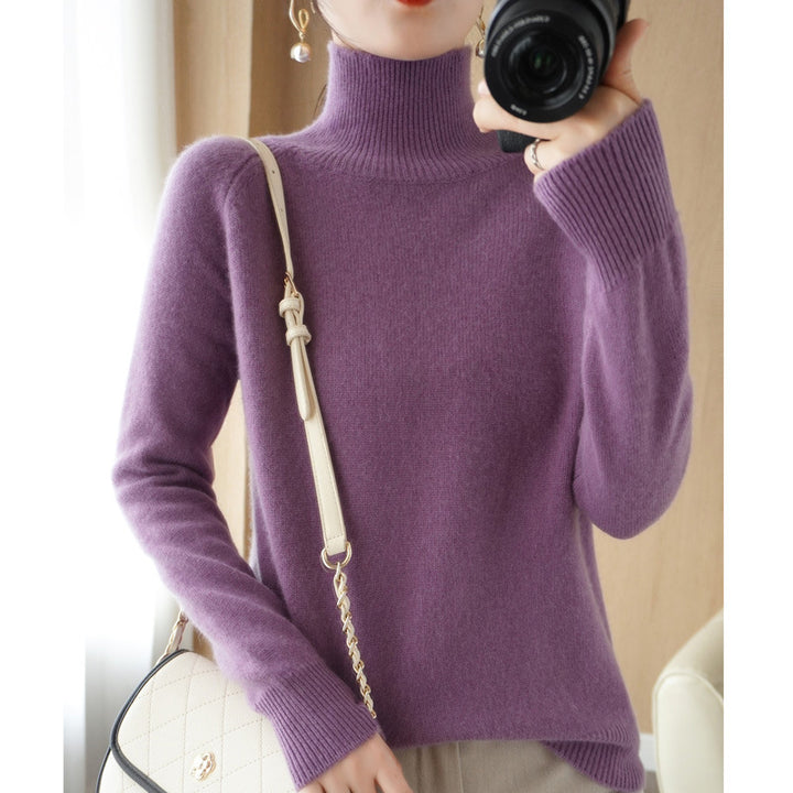 Damen Luxus-Feinstrick-Rollkragenpullover mit Daumenlochbündchen und femininer Schulterpasse Drune