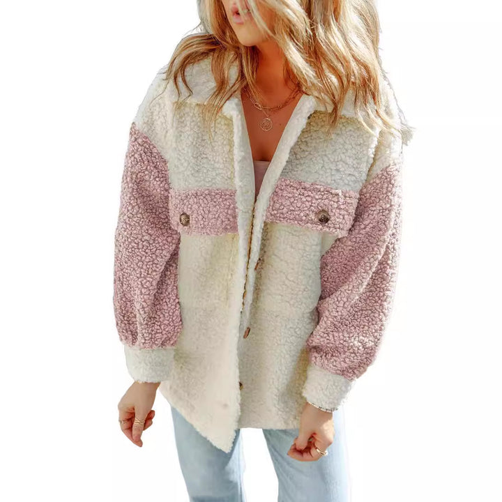 Damen nan oversized Teddy-Hemdjacke mit Kontraststreifen, aufgesetzten Brusttaschen und sichtbarer Knopfleiste Drune
