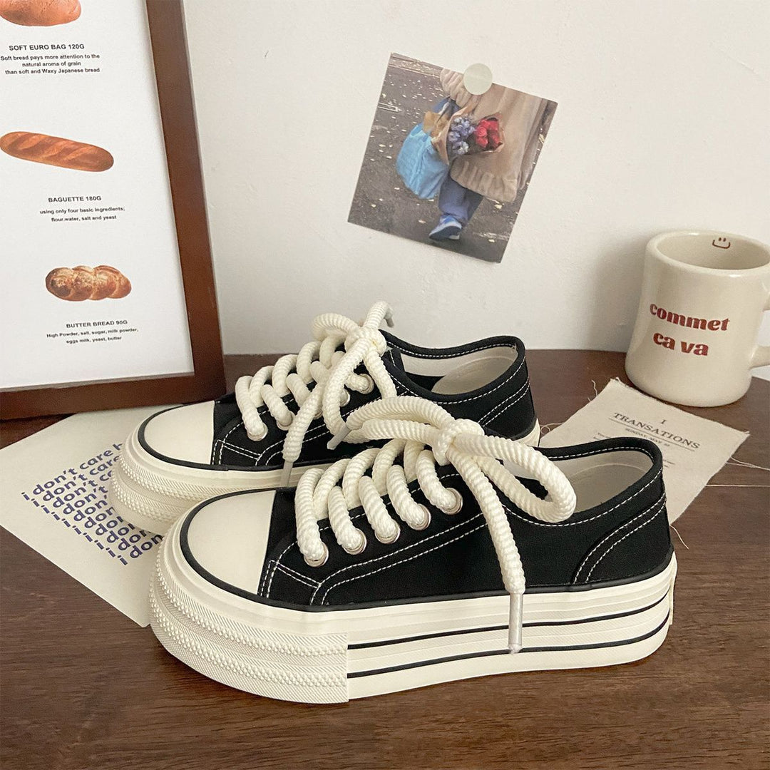 Damen Fashion Plateau Sneakers mit robustem Obermaterial und gestreiftem Sohlenprofil Drune