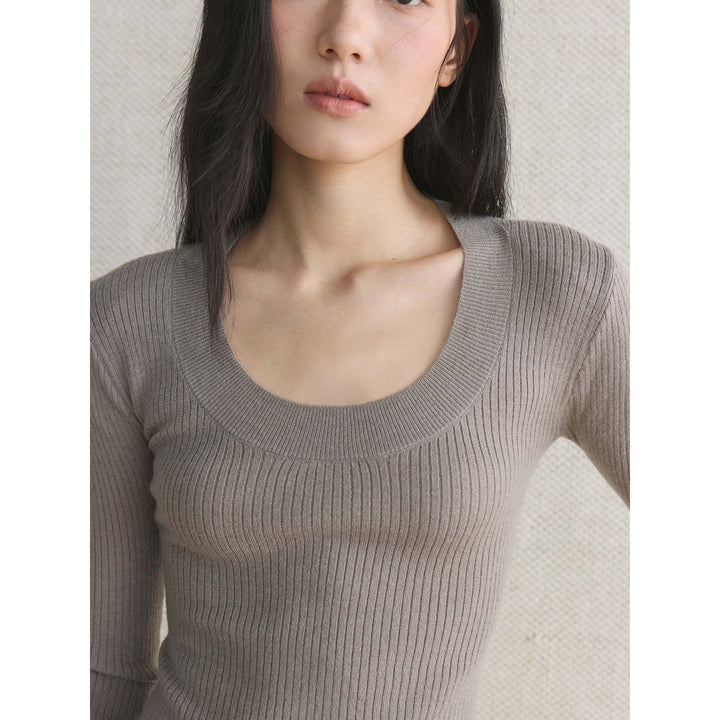 Damen Enganliegendes Rippstrick-Longsleeve mit weitem U-Ausschnitt Drune