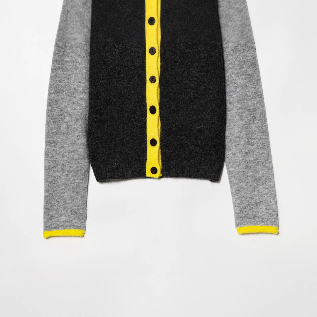 Damen nan kurze zweifarbige Wollcardigan mit kontrastierter Knopfleiste geripptem Saum und Hornknöpfen Drune