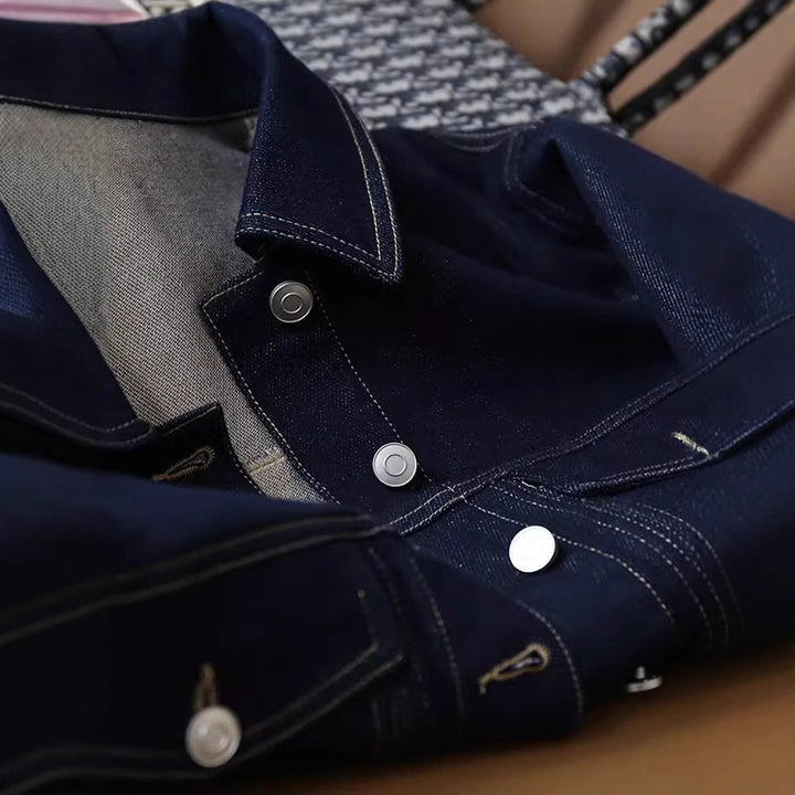 Damen modische Denimjacke mit dekorativen Taschen und durchgehendem Knopfverschluss Drune