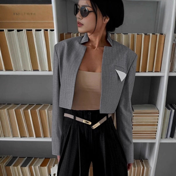 Damen Modische Cropped Blazerjacke mit innovativem Schnitt Drune