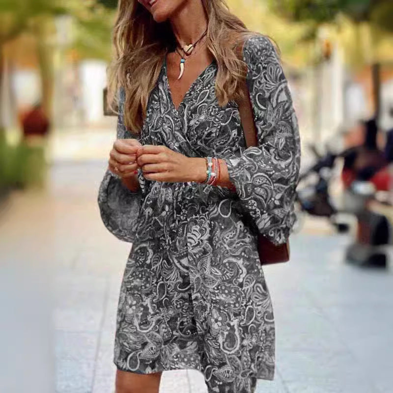 Frauen Boho Mini Kleid mit Paisley-Druck, V-Ausschnitt, gebundenem Gürtel und Ballonärmeln Drune