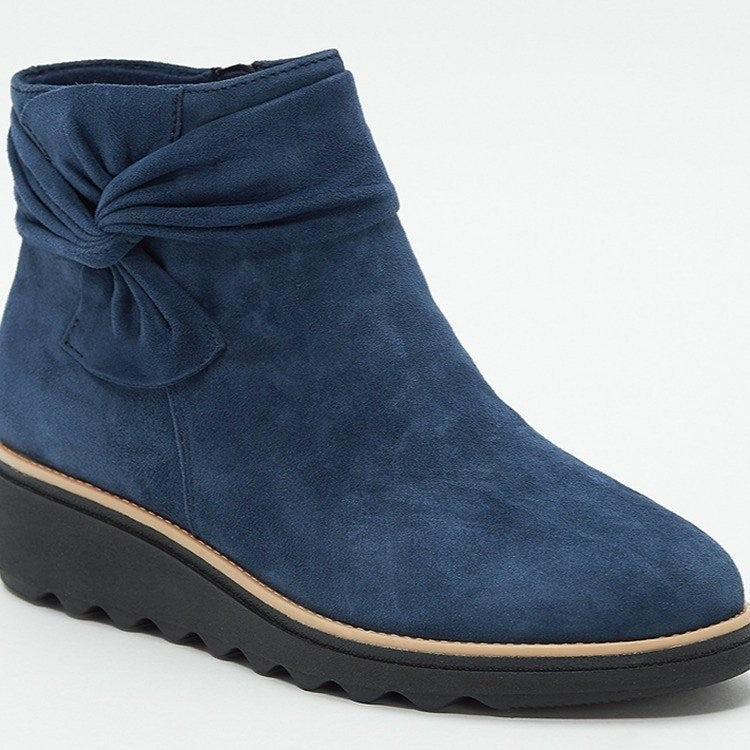 Damen Wedge-Stiefeletten mit geschmackvollem Falten-Design und rutschfester Sohle Drune