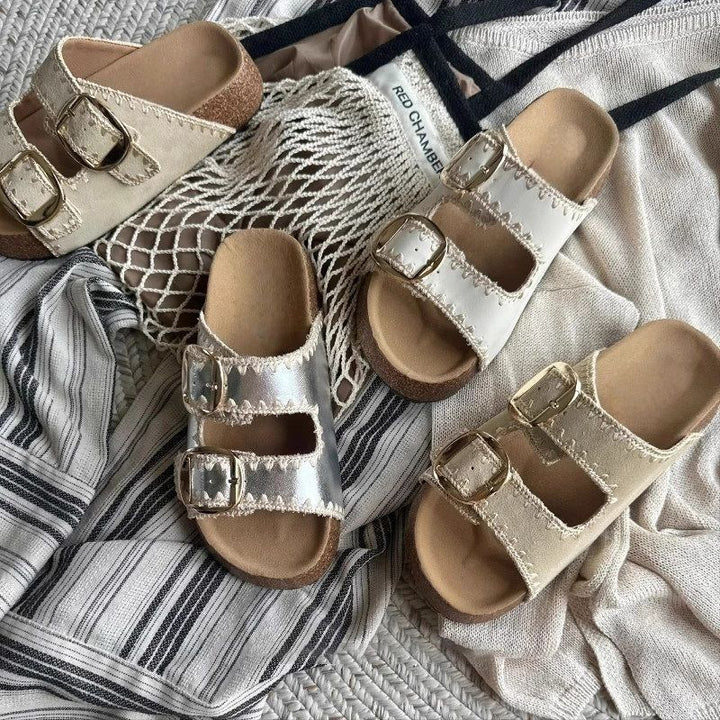 Damen Comfort-Sandalen mit zweifachen verstellbaren Riemen, gepolstertem anatomischem Fußbett und goldener Metallschnalle Drune