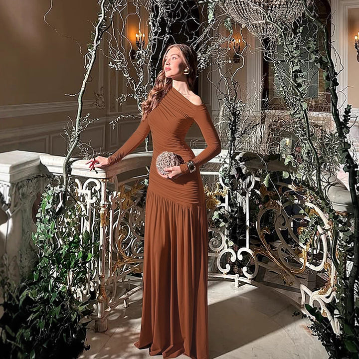 Damen Elegantes Maxikleid mit asymmetrischem Schnitt und Raffung Drune