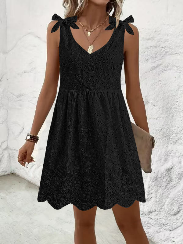 Damen luftiges Sommerkleid mit dekorativem Lochmuster und süßen Trägern Drune
