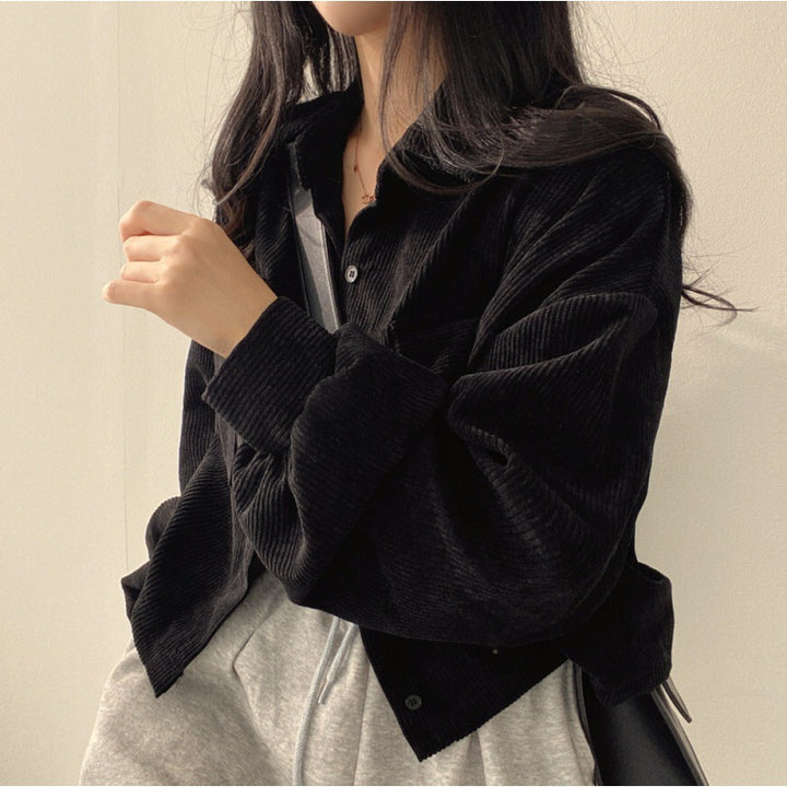 Damen Herrenjacke im weichen Cord-Design mit praktischen Taschen und trendigen Puffärmeln