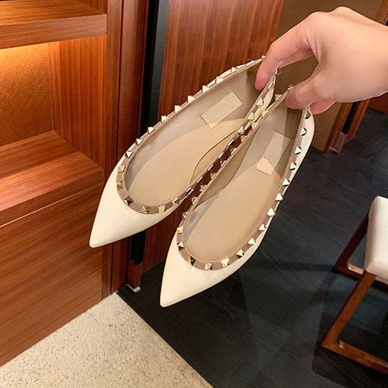 Damen Stilvolle Spitz-Zeh Flache Schuhe mit Dekorativen Nieten Drune