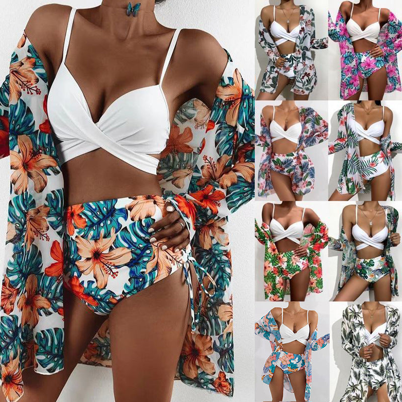 Damen Bikini-Set mit hochgeschnittenem Slip und floralem Kimono Drune