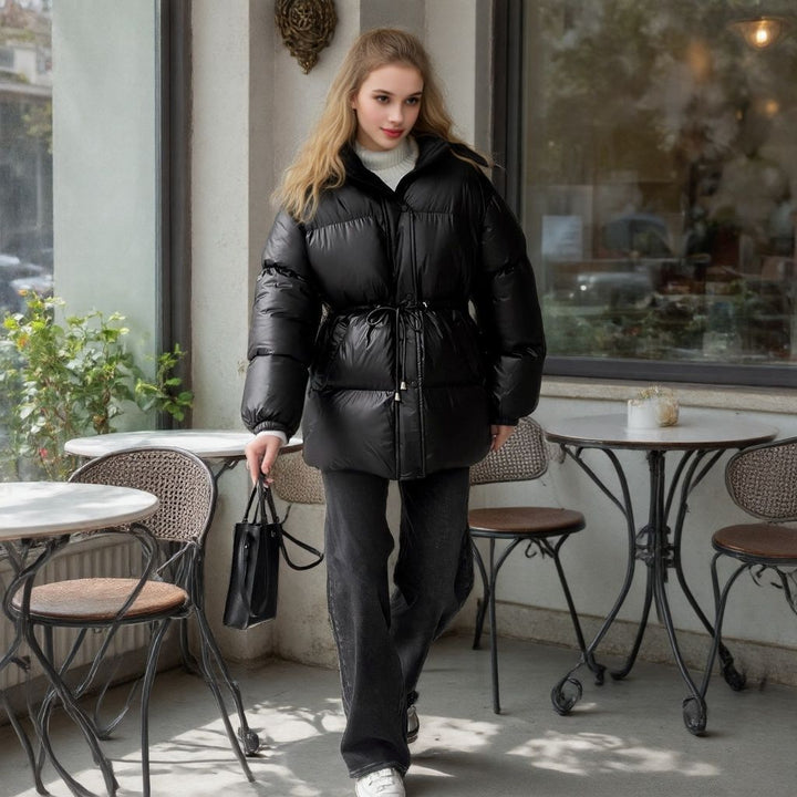 Damen Taillierte Steppjacke in Daunenoptik mit Tunnelzug und Kapuze Drune
