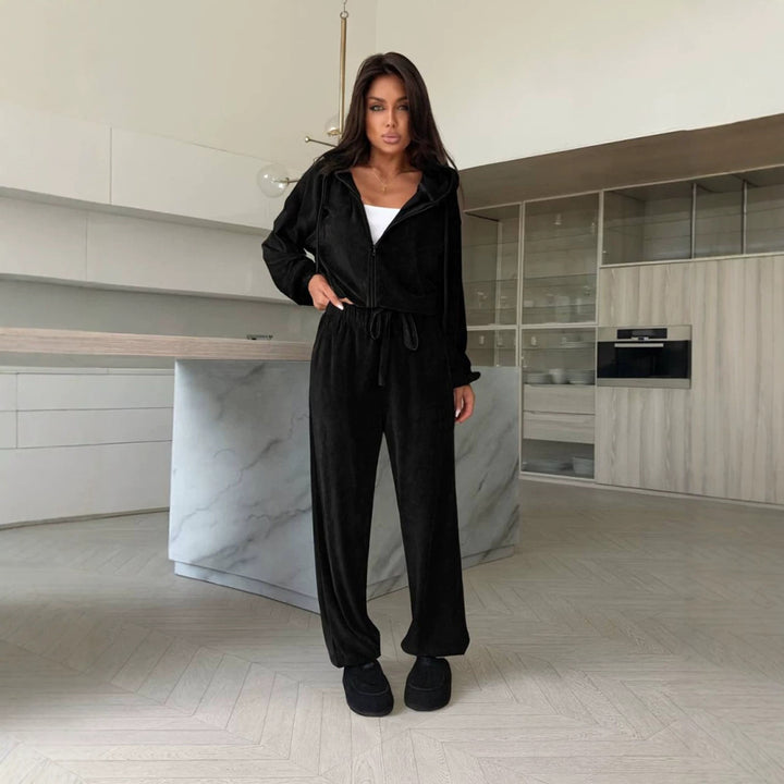 Damen weiches Velours Lounge-Set mit Kapuzenjacke, Reißverschluss und weiten Komforthosen Drune