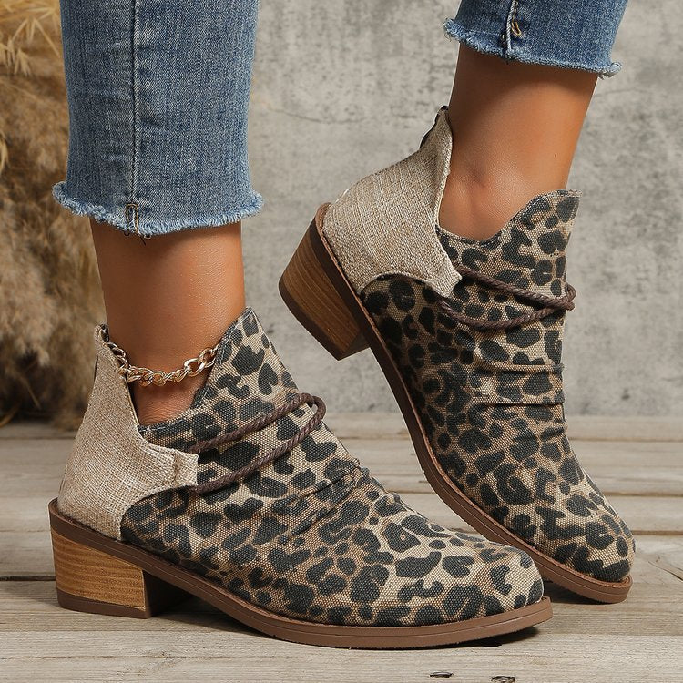 Damen Kurzstiefelette mit Leoparden-Print, Canvas-Obermaterial, dekorativem Flechtriemen und niedrigem Blockabsatz Drune