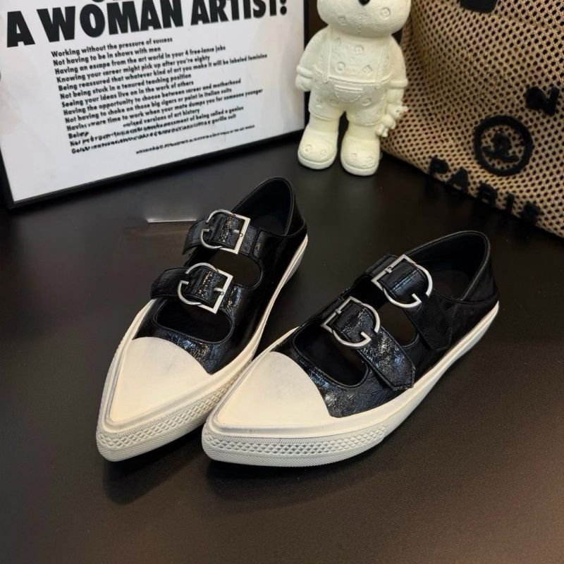 Damen Spitz zulaufende Mule‑Sneaker mit doppelten Schnallenriemen und flacher Plateausohle Drune