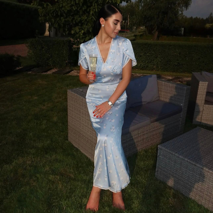 Damen Abendkleid mit elegantem V-Ausschnitt und fließendem Schnitt Drune