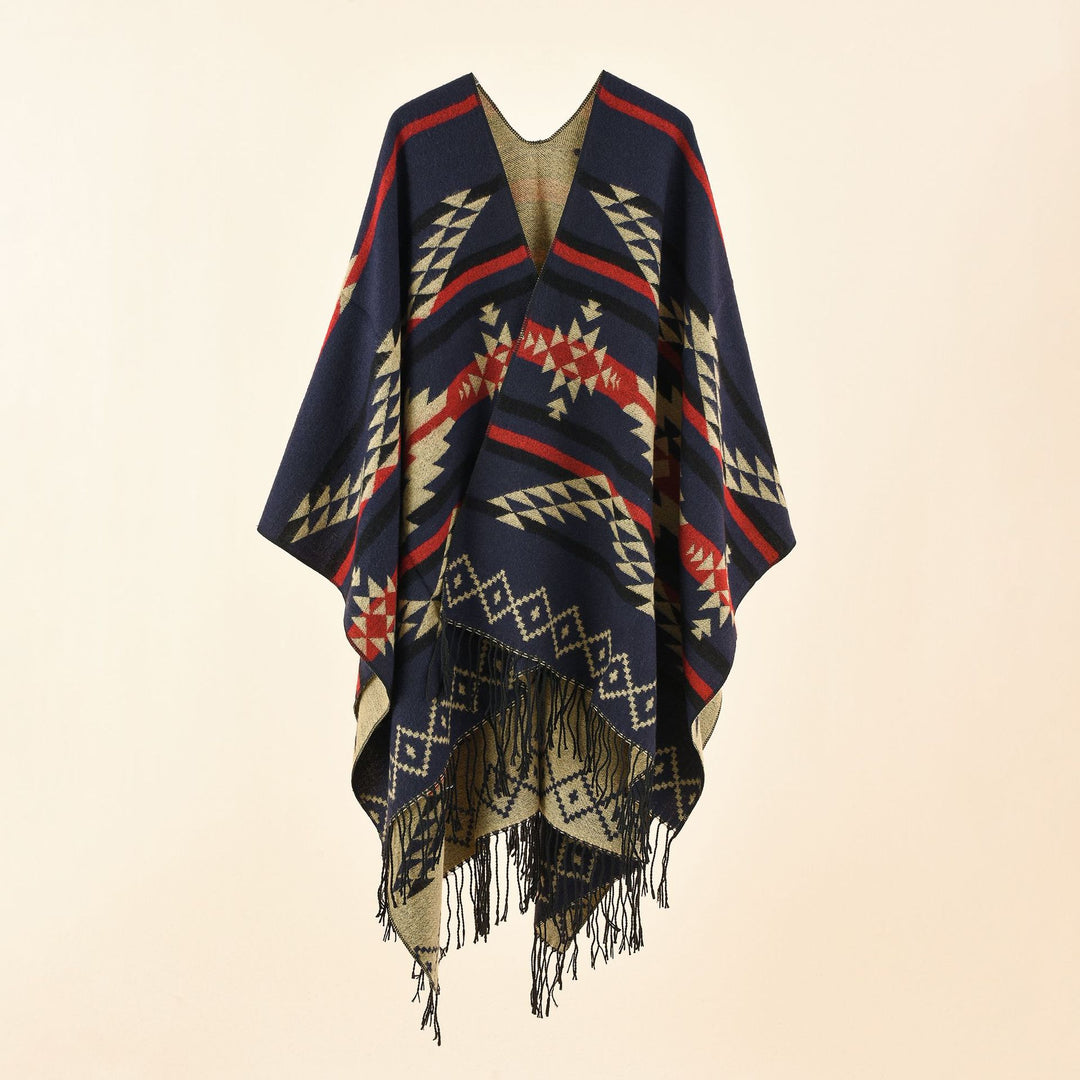 Damen Oversize-Ruana im grafischen Jacquard mit kontrastierter Innenseite und Fransensaum Drune