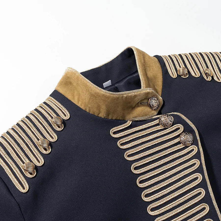 Damen nan militärische Paradejacke mit goldverzierten Passements, Stehkragen und Samtmanschetten Drune