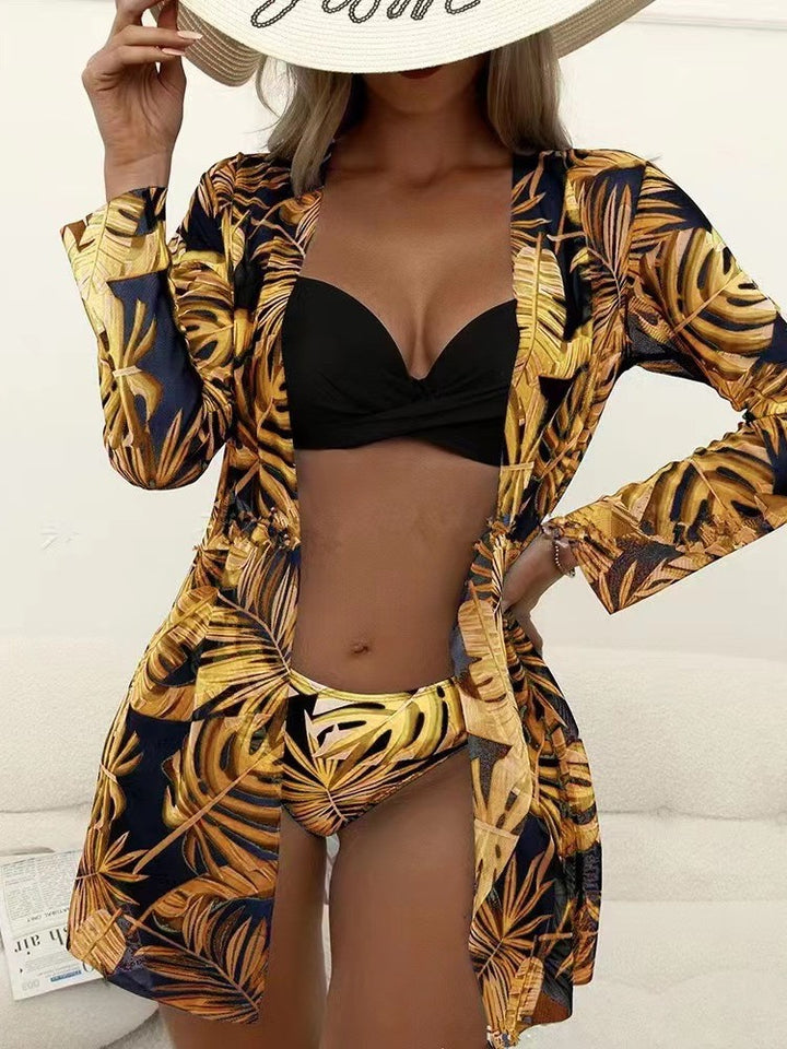 Damen Strand-Bikini mit floralen Verzierungen und elegantem Kimono Drune