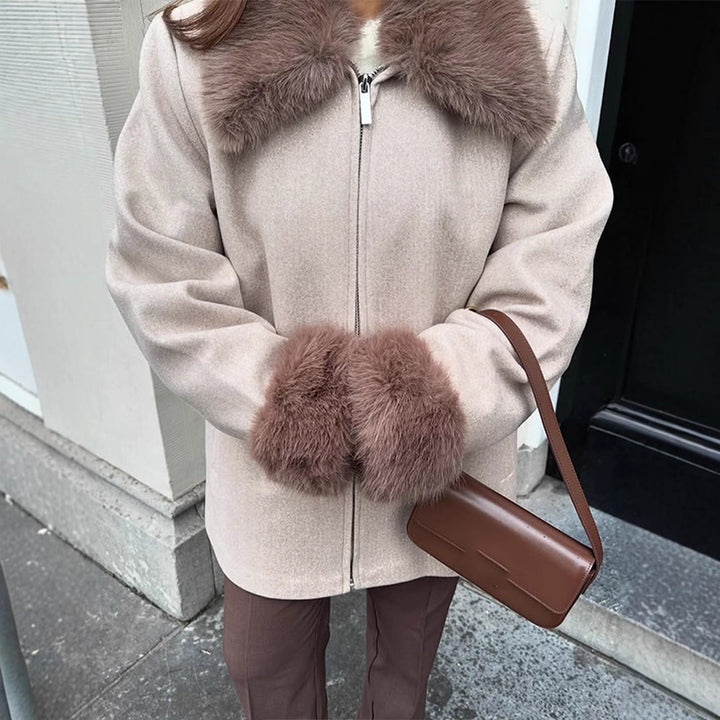 Damen Woolrich Jacke mit glamourösem Pelzbesatz Drune