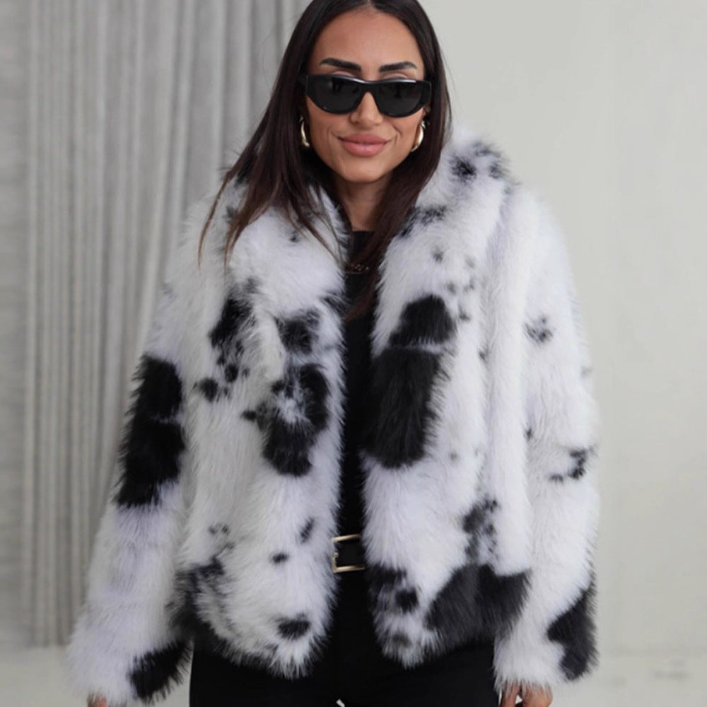 Damen Kurz geschnittener Faux‑Fur‑Bomber mit Fleckenmuster Drune