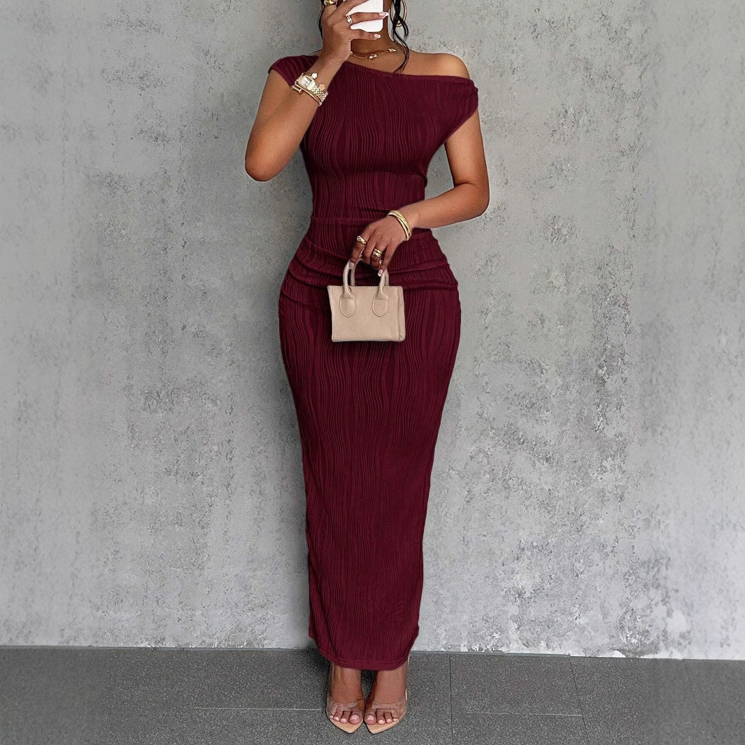 Damen Maxikleid mit asymmetrischem Schnitt und markanter Rippstruktur Drune