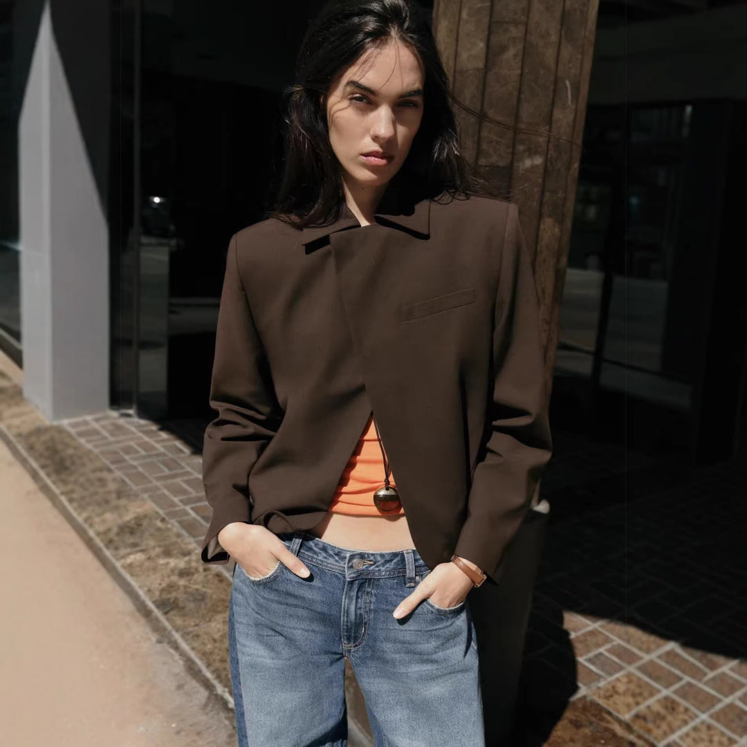 Damen Kurzer taillierter Blazer mit verdeckter Knopfleiste und geschwungenem Saum Drune
