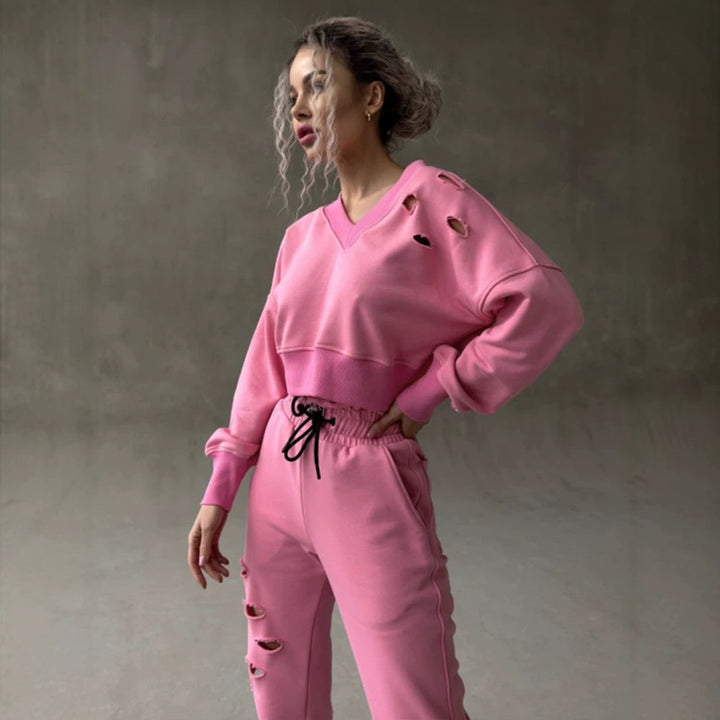 Damen kurzgeschnittenes Sweat-Set mit V-Ausschnitt, Rüschenbund Highwaist Jogginghose und Distressed-Details Drune
