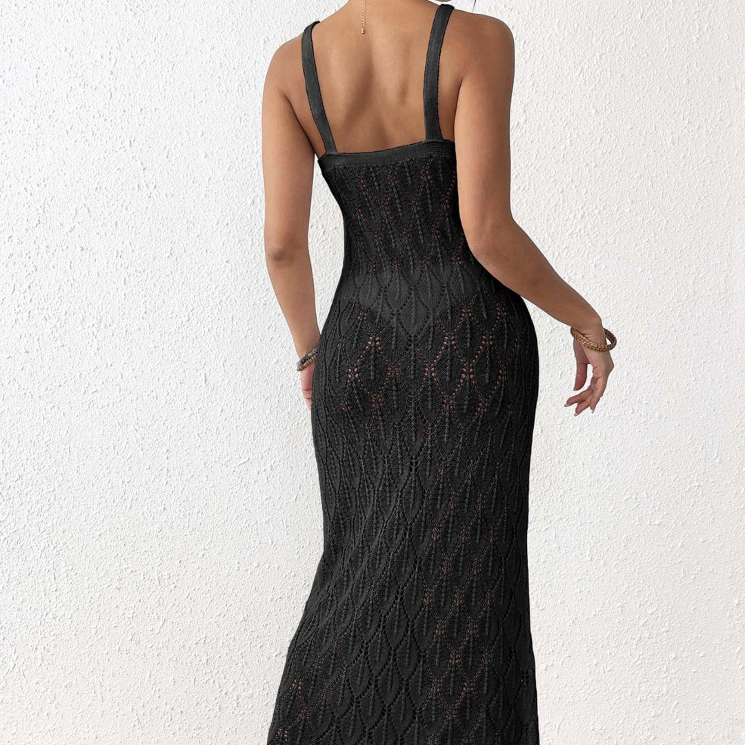 Damen Häkel-Maxikleid mit einem eleganten Blumendetail Drune