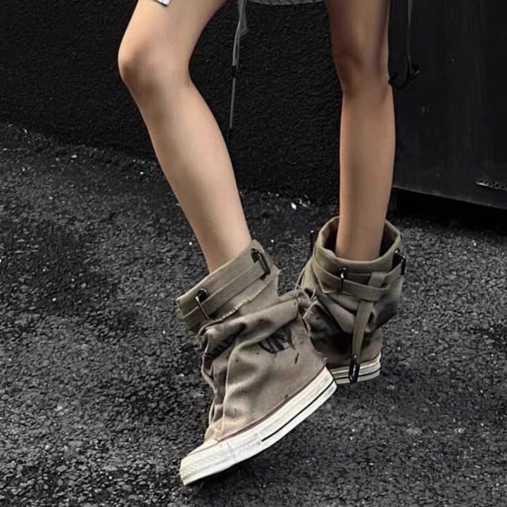 Damen Lässige Hightop-Canvas-Sneaker mit verstellbaren Riemen und Used-Look Drune