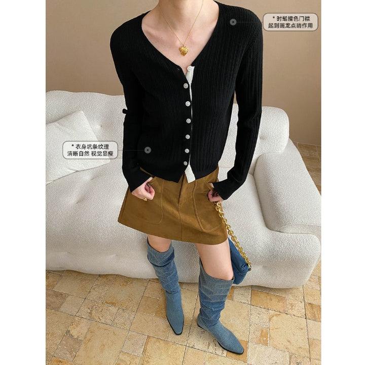 Damen lässige Strickjacke mit V-Ausschnitt und Knopfdetail Drune