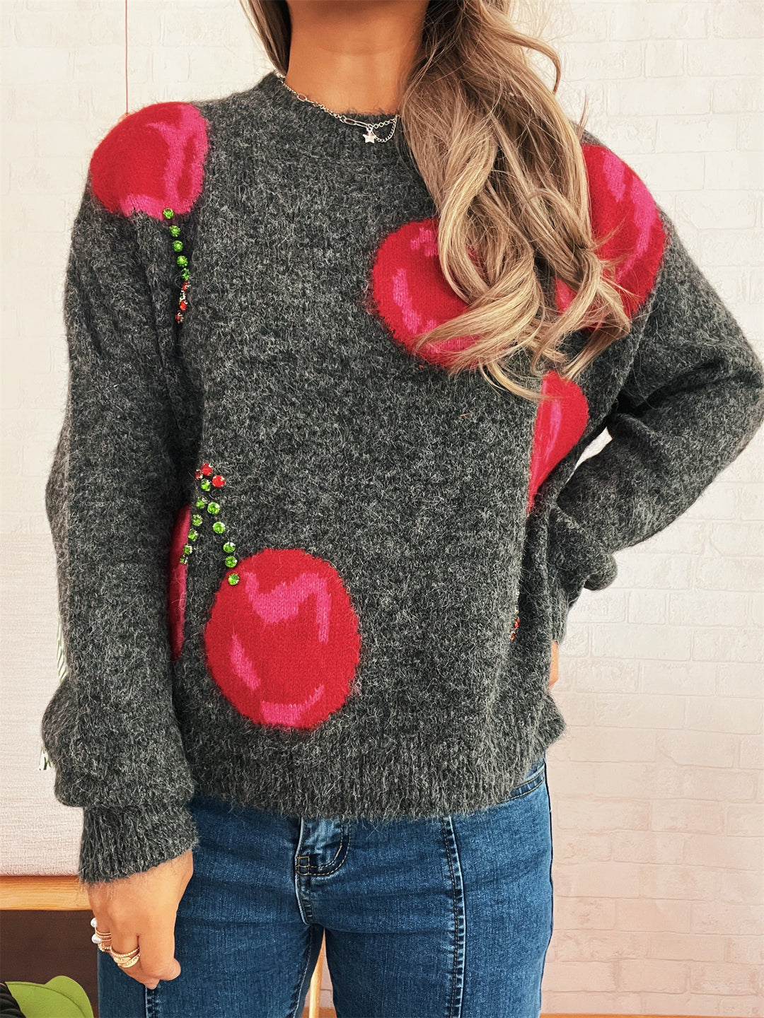 Damen kuscheliger Strickpullover mit floralen Applikationen und funkelnden Akzenten Drune
