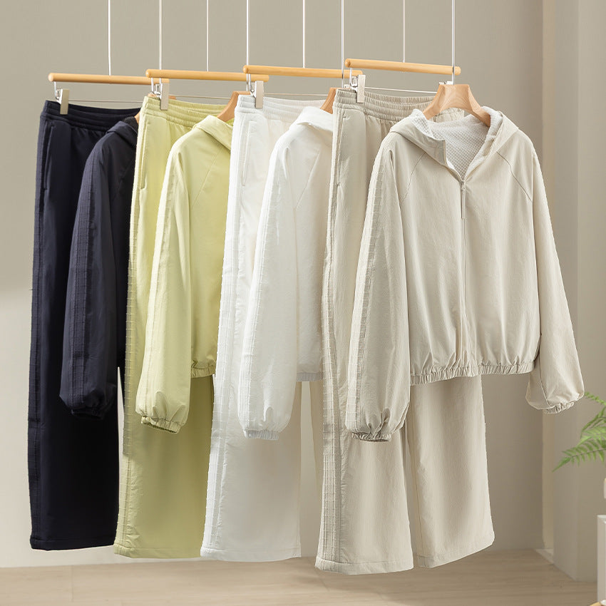 Damen Leichte Kapuzenjacke mit Kurzreißverschluss, Raglanärmeln und elastischem Saum Drune