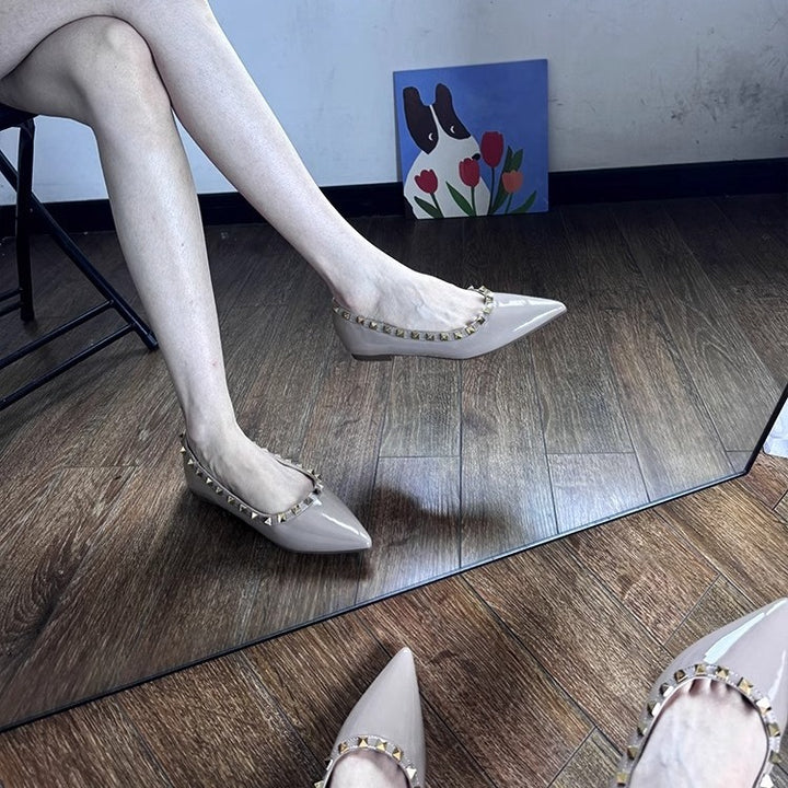 Frauen Ballerinas mit spitzem Zehen und Nietenrand Drune