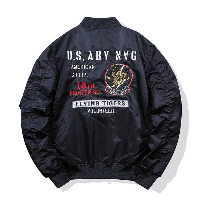 Herren Piloten-Bomberjacke im Vintage-Militärlook mit aufgestickten Patches und Ärmel-Utilitytasche Drune