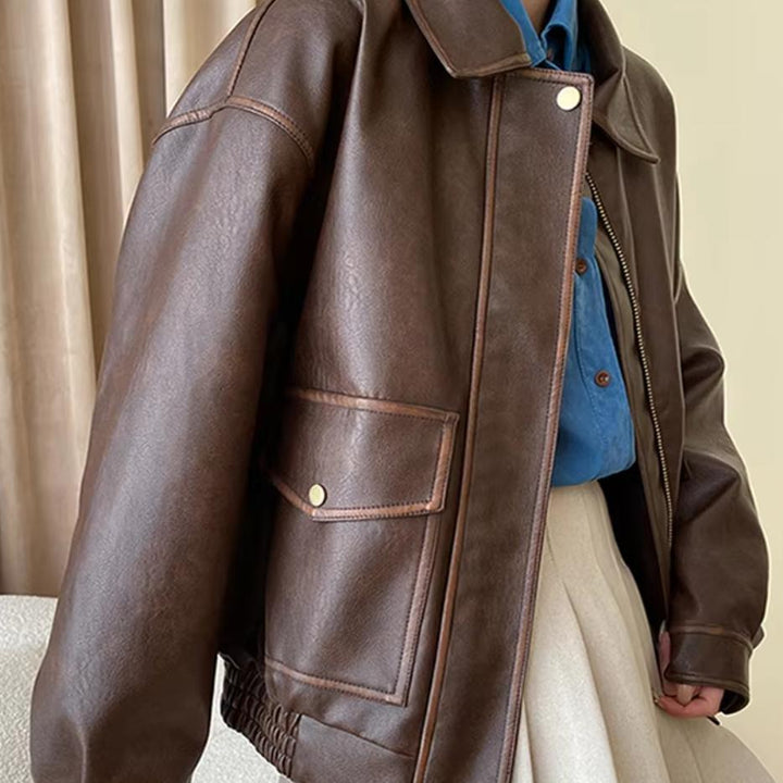 Damen Oversized-Kunstlederblouson mit Hemdkragen, aufgesetzten Pattentaschen und verdeckter Reißverschlussleiste Drune