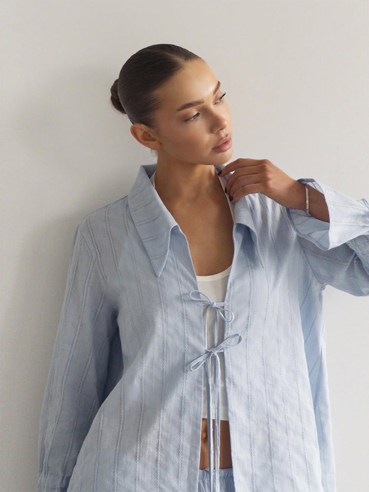 Damen Locker fallende Leinenoptik-Bluse mit dekorativen Bindebändern und transparenter Streifenstruktur Drune