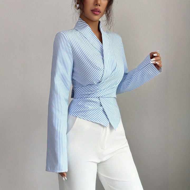 Damen Gestreifte Wickelbluse mit Schalkragen und taillierter Silhouette Drune