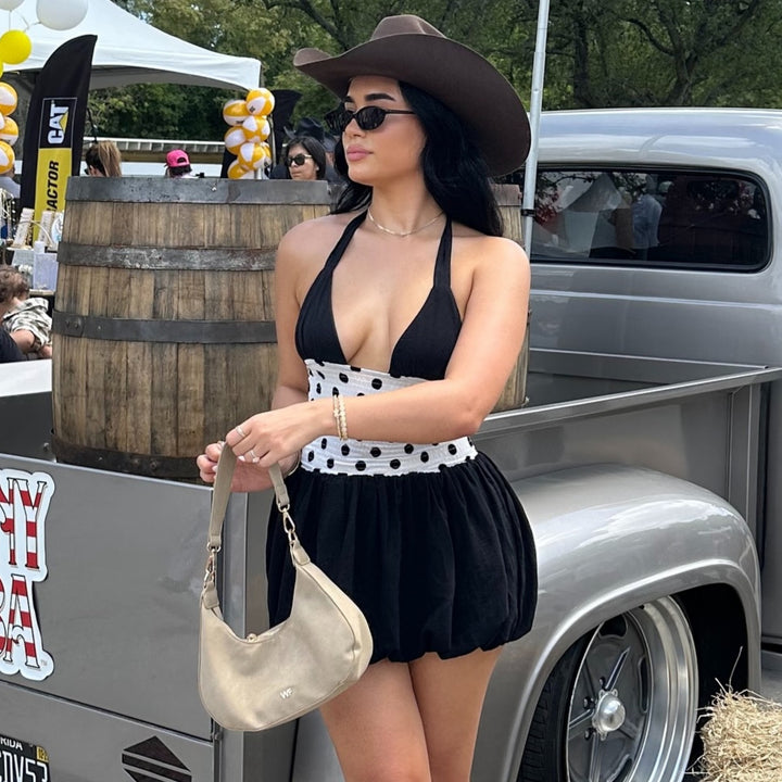 Damen modisches Sommerkleid mit tiefem V-Ausschnitt und luftiger Rockpartie Drune