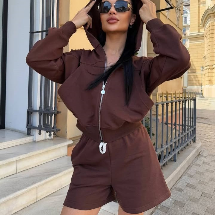 Damen Sportliches Zweiteiler-Set aus kurzärmeliger Jacke und lässigen Shorts