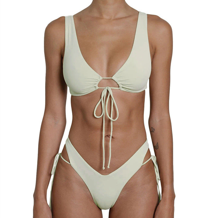 Damen Triangel-Bikini mit innovativem Schnitt und verstellbaren Seitenbändern Drune